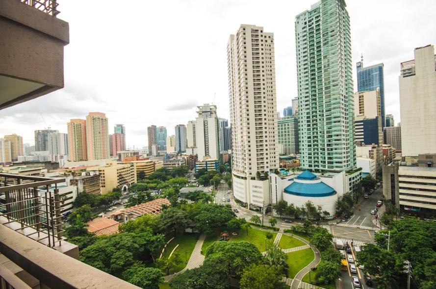 Kl Tower Makati Apartments By Ph Staycation Manila Exterior foto